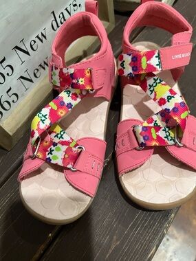 Livie & Luca Coral Pink Floral-Print Strap Sandals